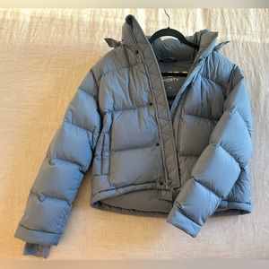 Super Puff Shorty in Matte Blue